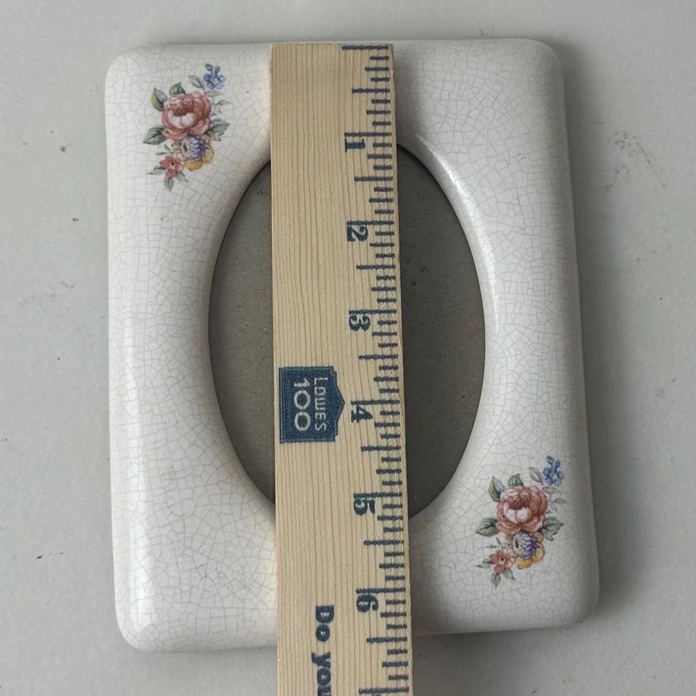 Vintage Ceramic Crackle Glaze Floral Grandmacore Picture Frame Cream 5x6.5